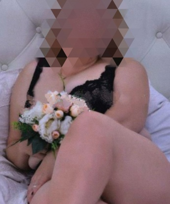 Живу в Москве, и моя единственная цель - удовлетворить все твои желания. 🌟
У меня широкий спектр услуг: классический секс, оральный секс, анальные ласки, эротический массаж, стриптиз и многое другое. Мы можем провести незабываемый вечер за ужином или сходить на важное мероприятие вместе – я всегда открыта для новых приключений. 💃
Фото, которые ты видишь на моем профиле, 100% реальные и актуальные. Мои клиенты остаются довольными и возвращаются ко мне снова и снова, что легко проверить по отзывам. 😊
Со мной ты получишь не только фантастический секс, но и приятную компанию, внимание и заботу. Уединенная квартира в центре Москвы сделает наше свидание еще более комфортным. Ты заслуживаешь только лучшего, и я готова предложить тебе незабываемые моменты наслаждения и удовольствия. 💋
Обращайся ко мне, и я превратю твои фантазии в реальность. Незабываемые эмоции и уровень удовольствия гарантированы! Оставь свои сомнения и впусти меня в свою жизнь – ты не пожалеешь. 💫 4291, 41 год